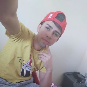 Meet your Posher, Leo